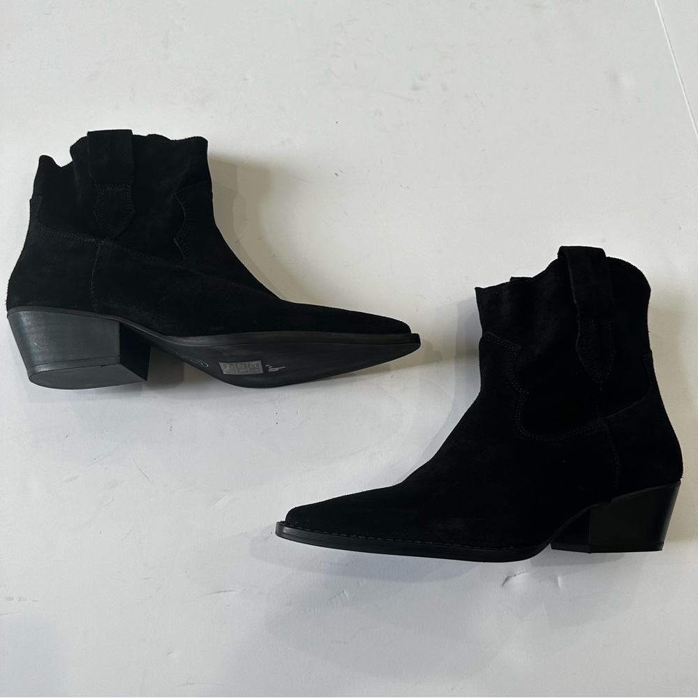 Chinese Laundry Califa Casual Bootie Black Suede Pointy Toe Western Ankle Boots - Picture 12 of 13